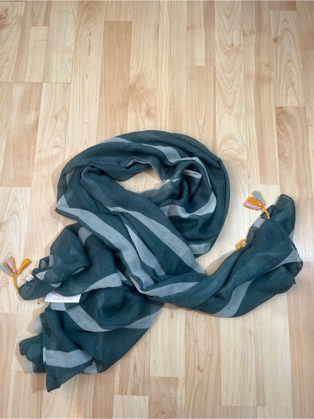 Gyal Bashy New With Tags Light Weight Scarf